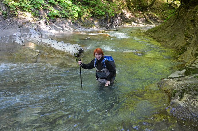 При правильно подобранном термобелье даже в ледяной воде находиться вполне комфортно